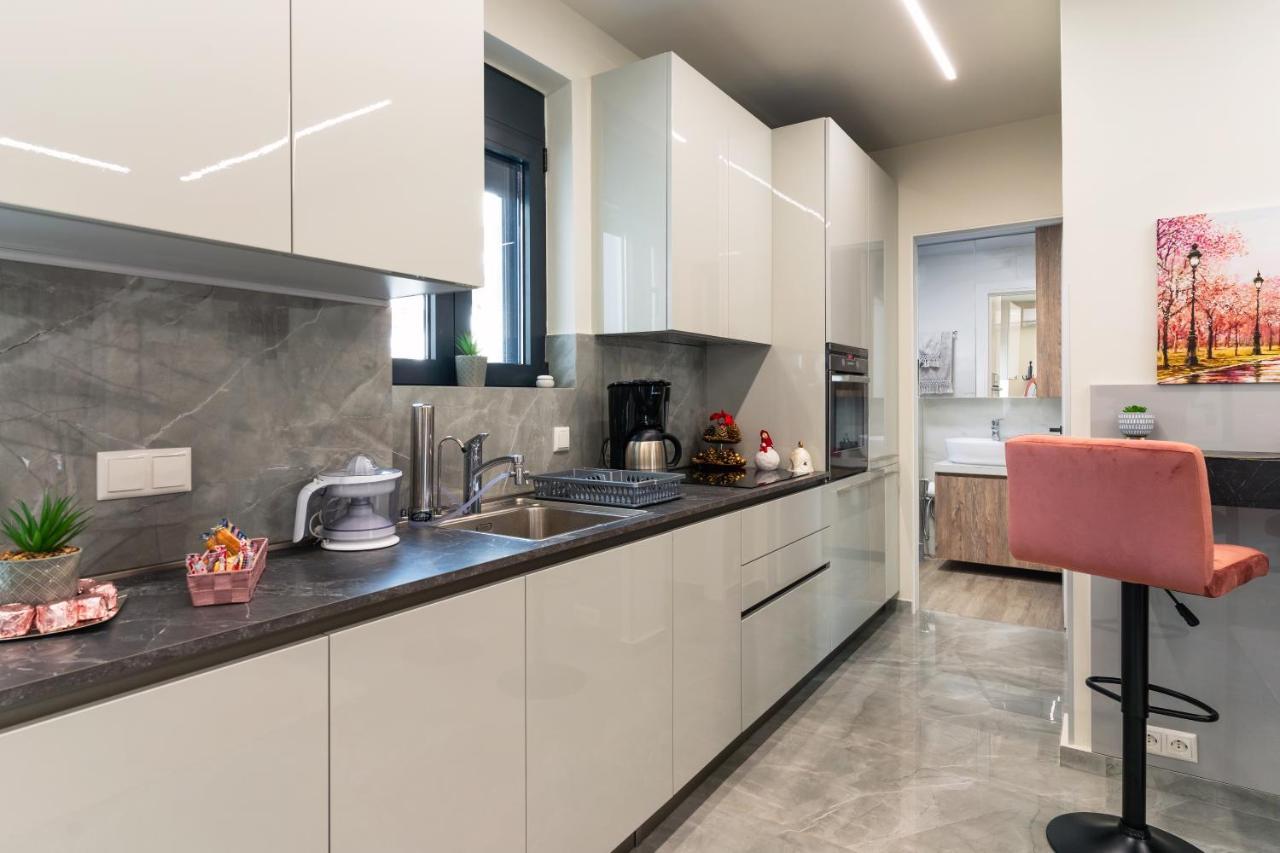 Olina'S Luxury Apartment Trikala  Bagian luar foto
