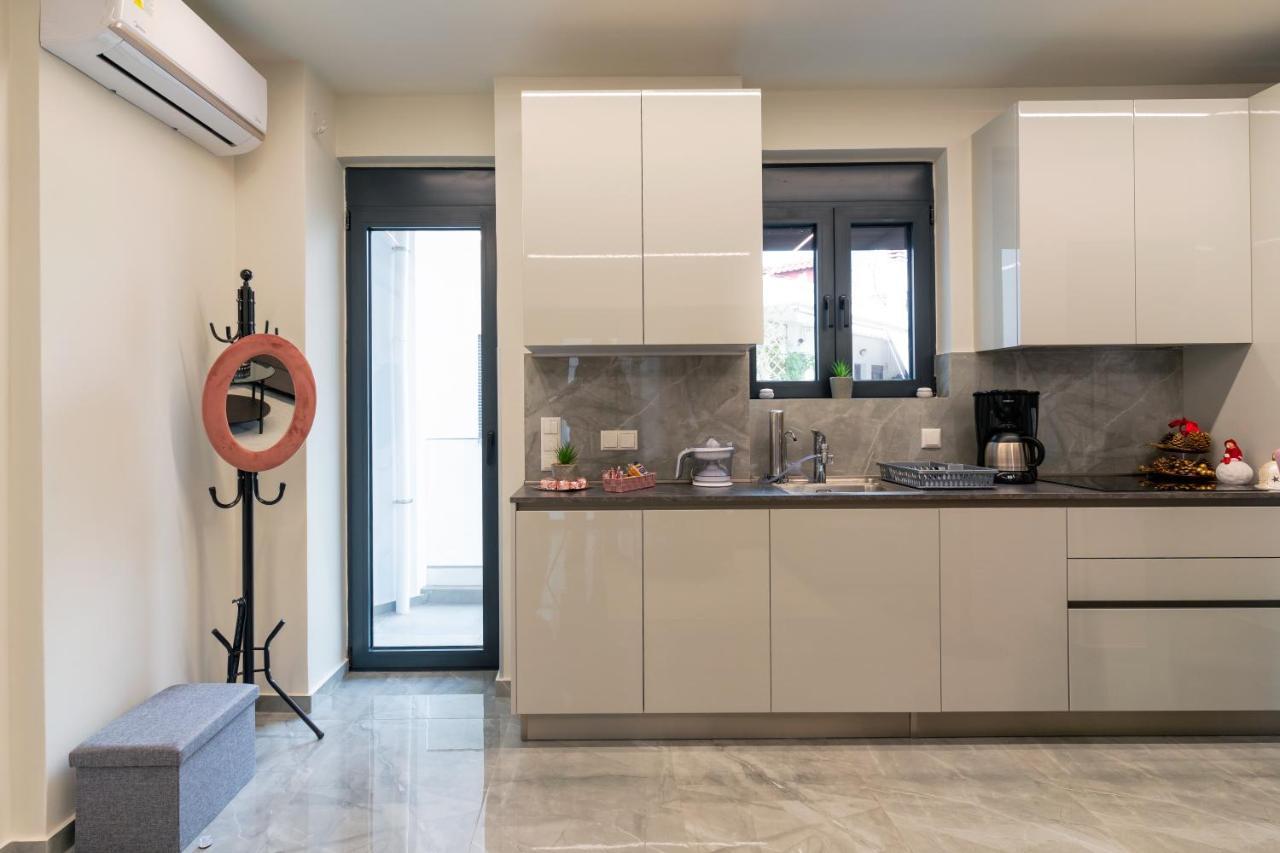 Olina'S Luxury Apartment Trikala  Bagian luar foto