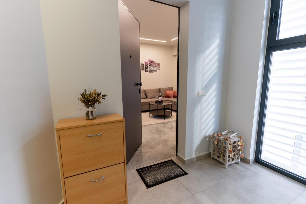 Olina'S Luxury Apartment Trikala  Bagian luar foto