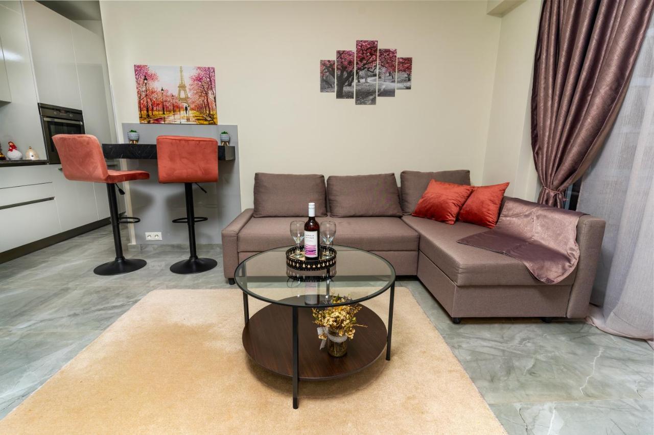 Olina'S Luxury Apartment Trikala  Bagian luar foto